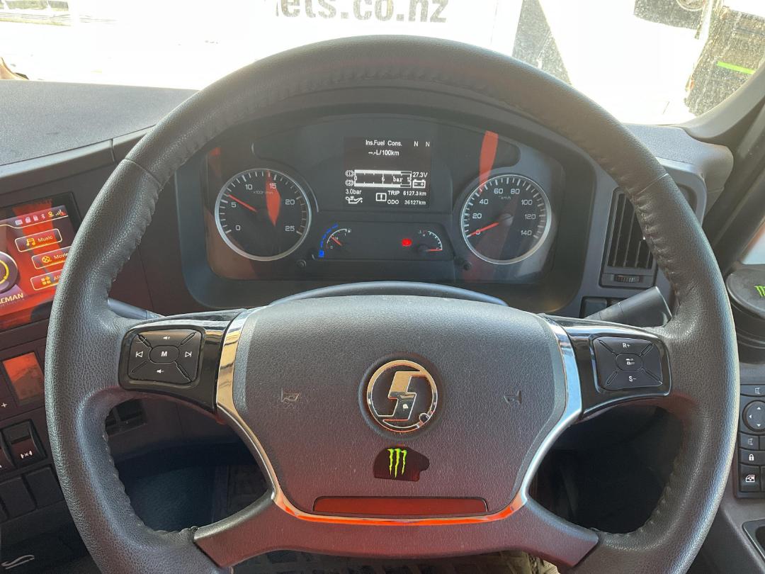 Photo '14' of Shacman X3000 Cab Chassis Photo '14' of Shacman X3000 Cab Chassis