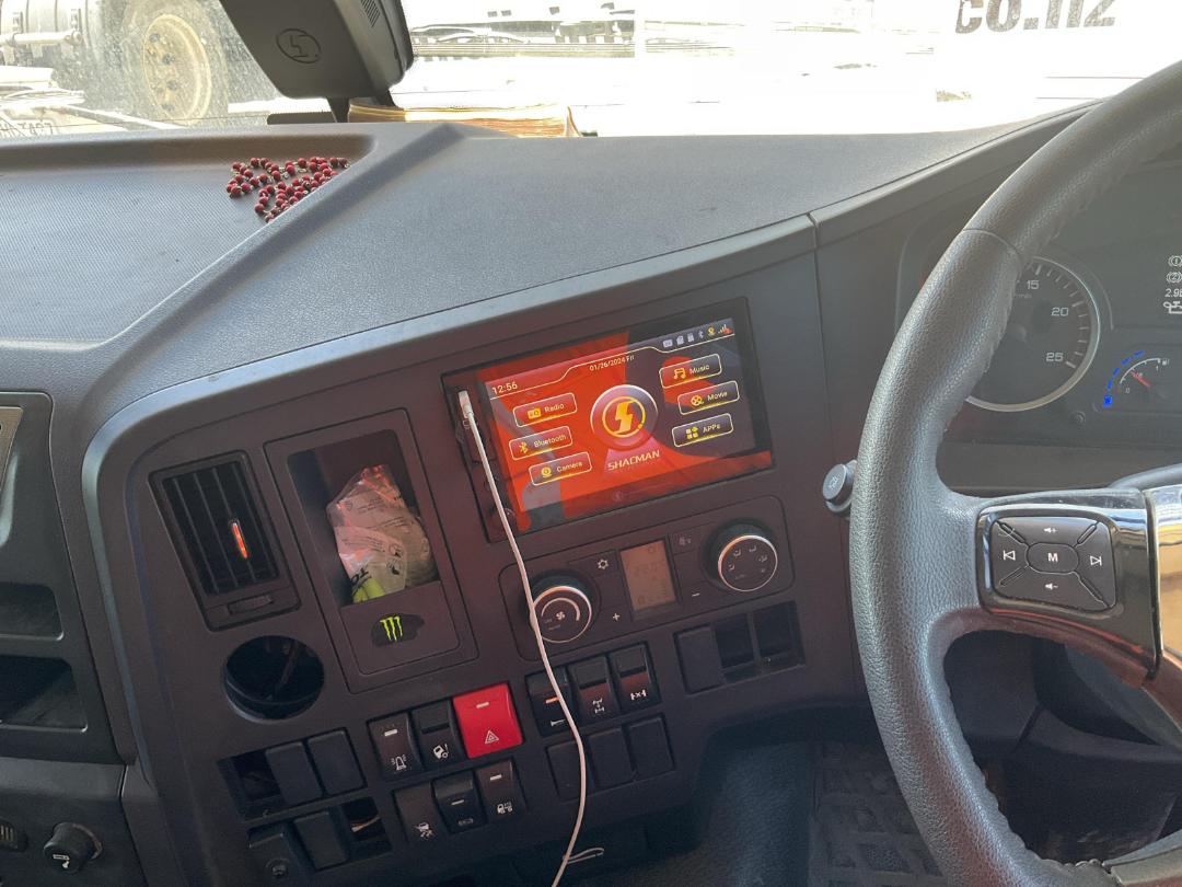 Photo '16' of Shacman X3000 Cab Chassis Photo '16' of Shacman X3000 Cab Chassis