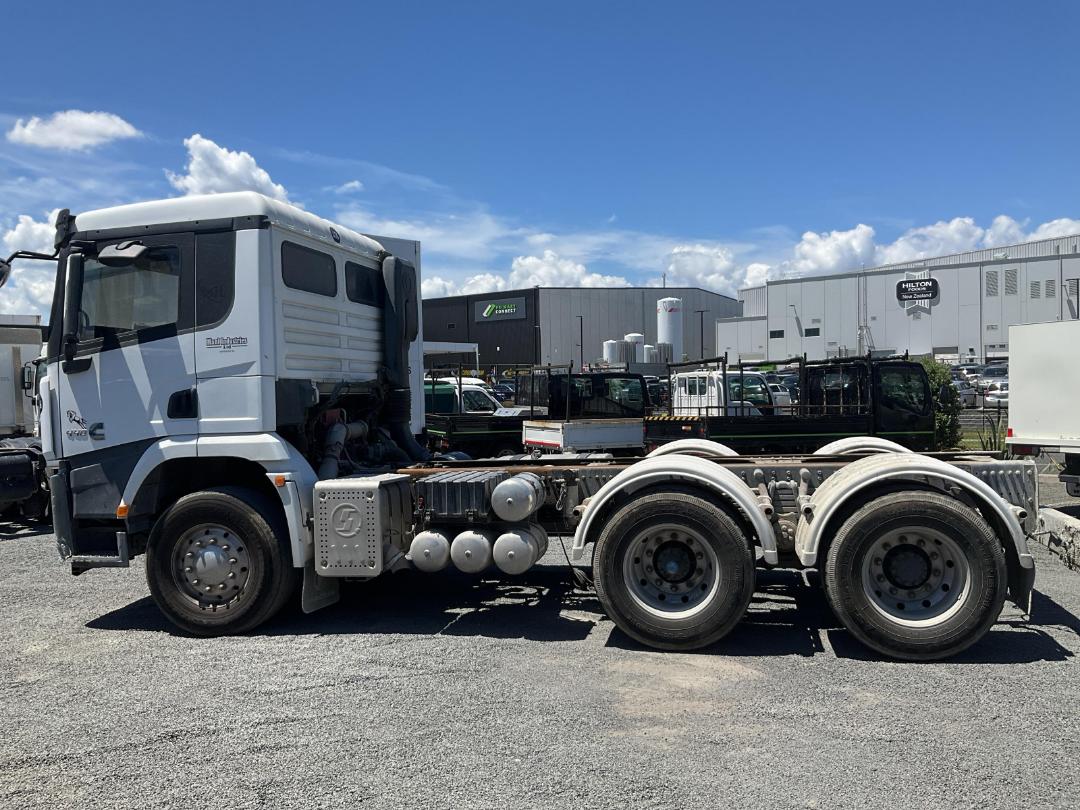 Photo '7' of Shacman X3000 Cab Chassis Photo '7' of Shacman X3000 Cab Chassis