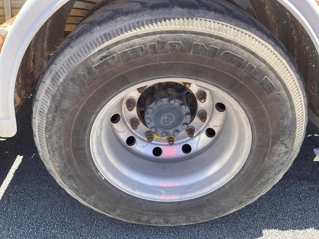 Photo '38' of Shacman X3000 Cab Chassis Photo '38' of Shacman X3000 Cab Chassis