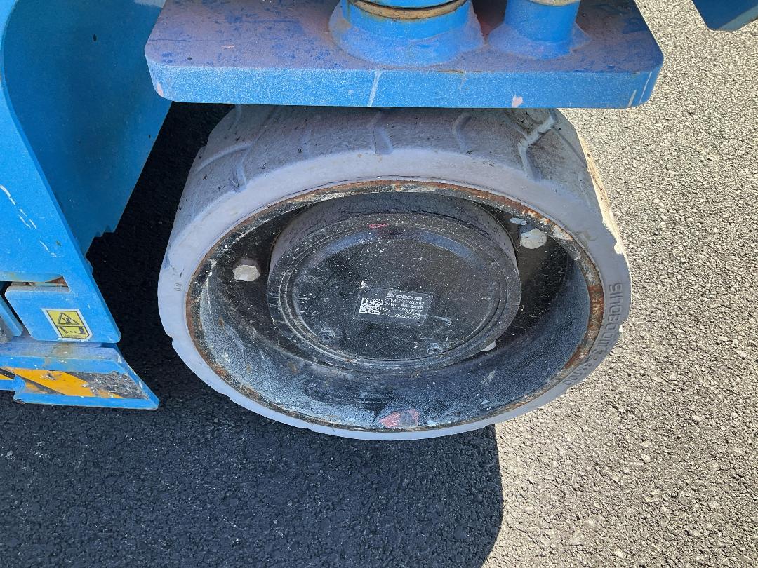 Photo '24' of Sinoboom 0608ME Scissor Lift