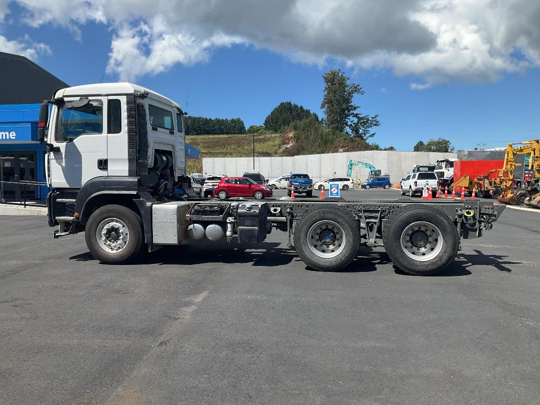 Photo '7' of Sinotruk C7 Cab Chassis