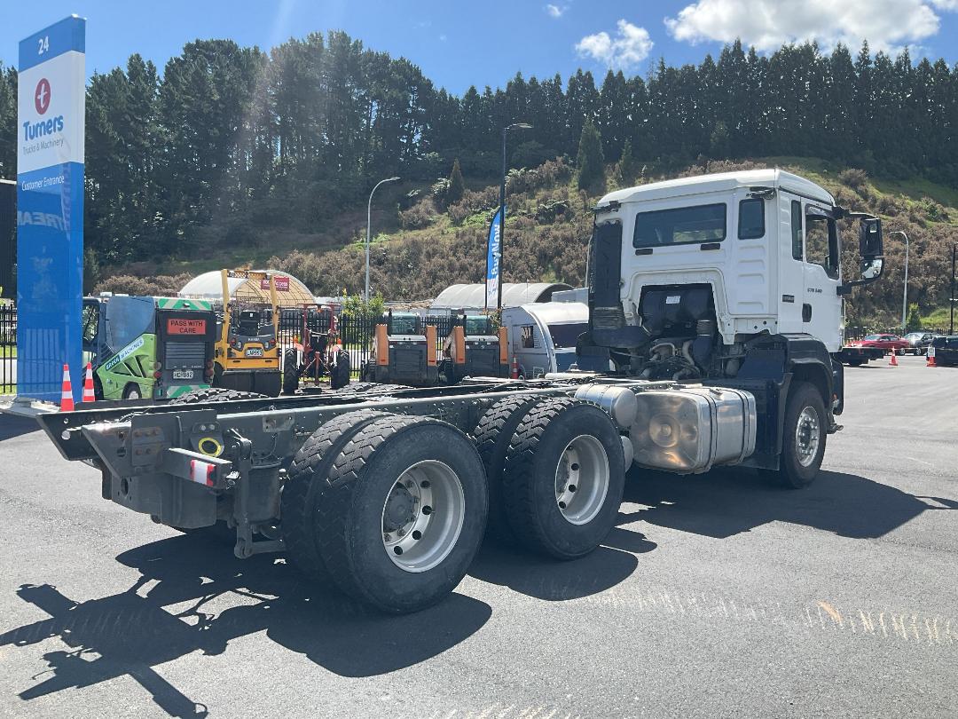 Photo '4' of Sinotruk C7 Cab Chassis