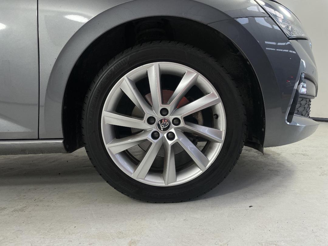 Photo '9' of Skoda Scala