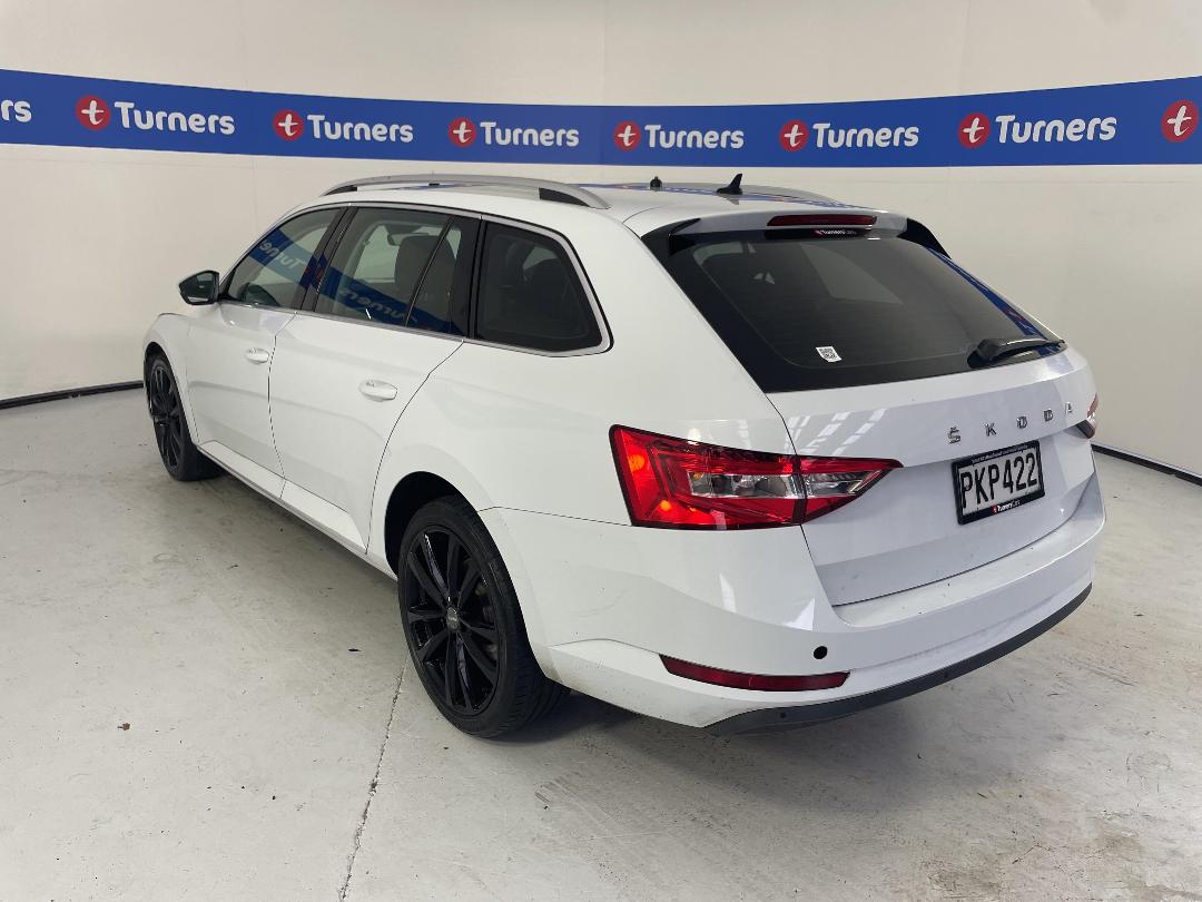 Photo '5' of Skoda Superb