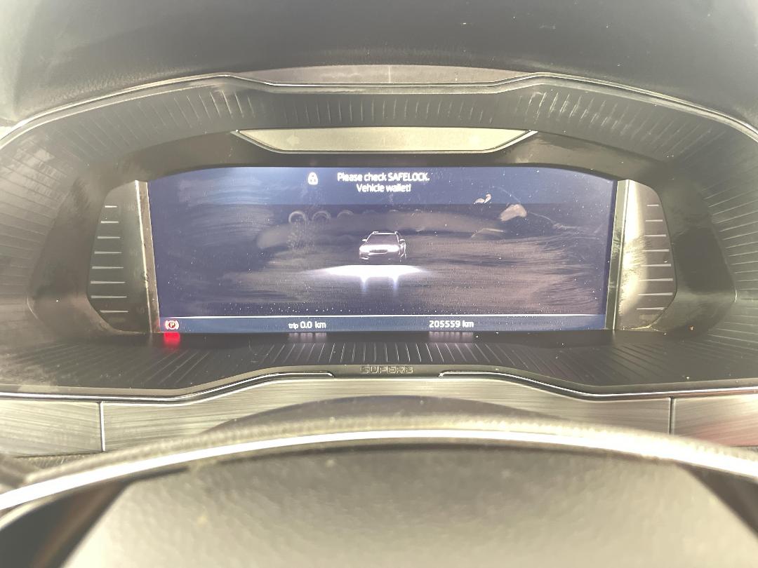 Photo '21' of Skoda Superb