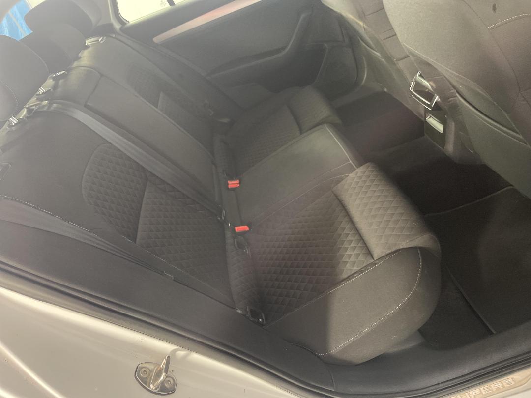 Photo '20' of Skoda Superb