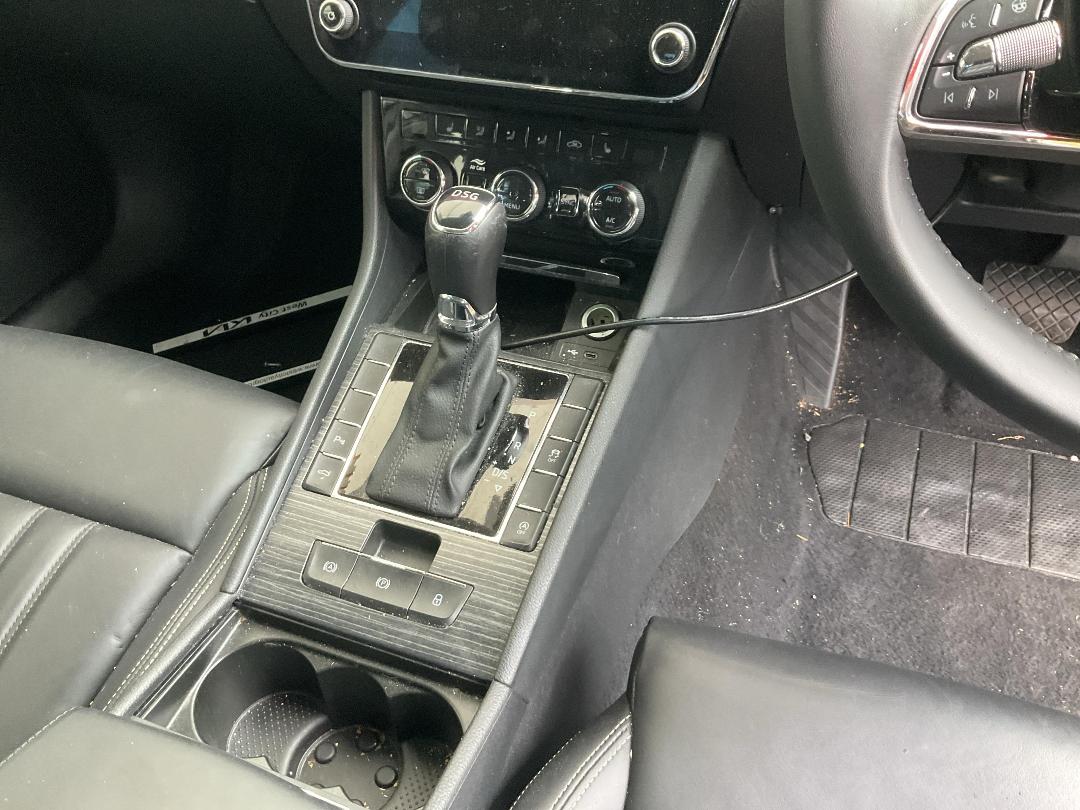 Photo '14' of Skoda Superb Style 140KW