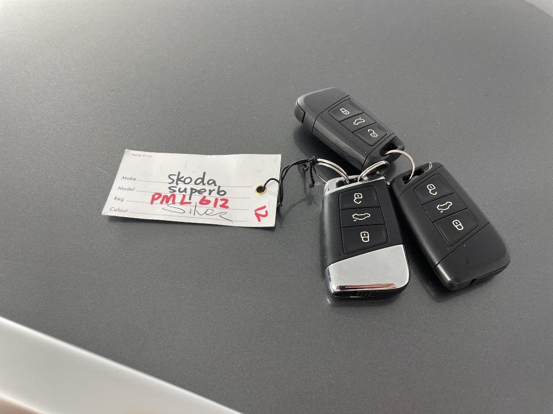 Photo '22' of Skoda Superb