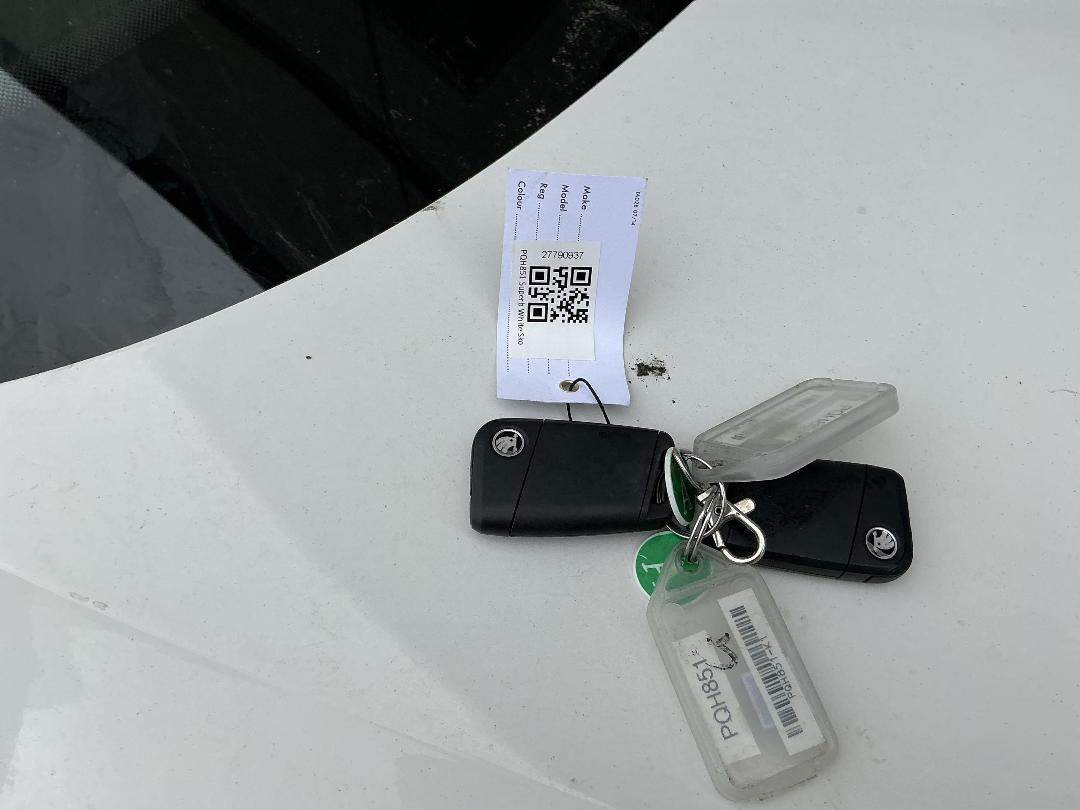 Photo '20' of Skoda Superb WGN Ambition 162KW Photo '20' of Skoda Superb WGN Ambition 162KW