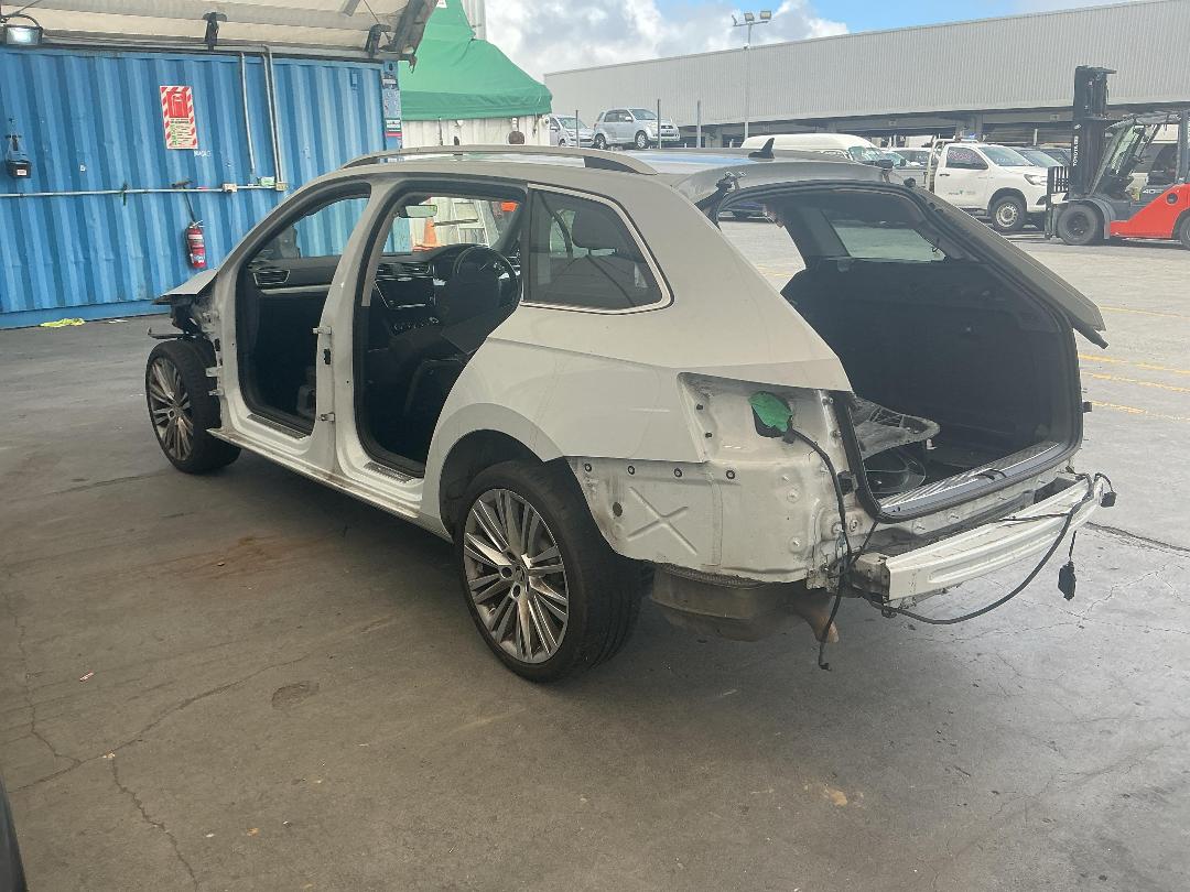 Photo '5' of Skoda Superb WGN Ambition 162KW Photo '5' of Skoda Superb WGN Ambition 162KW