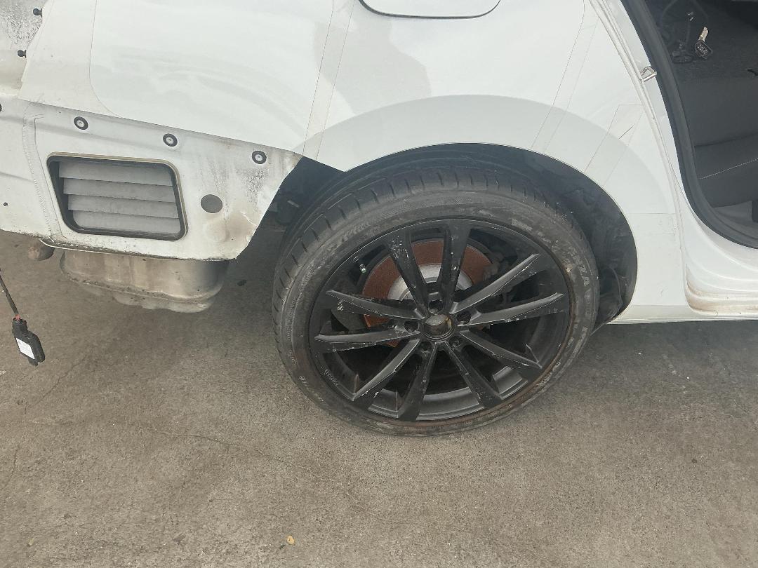 Photo '15' of Skoda Superb WGN Ambition 162KW Photo '15' of Skoda Superb WGN Ambition 162KW