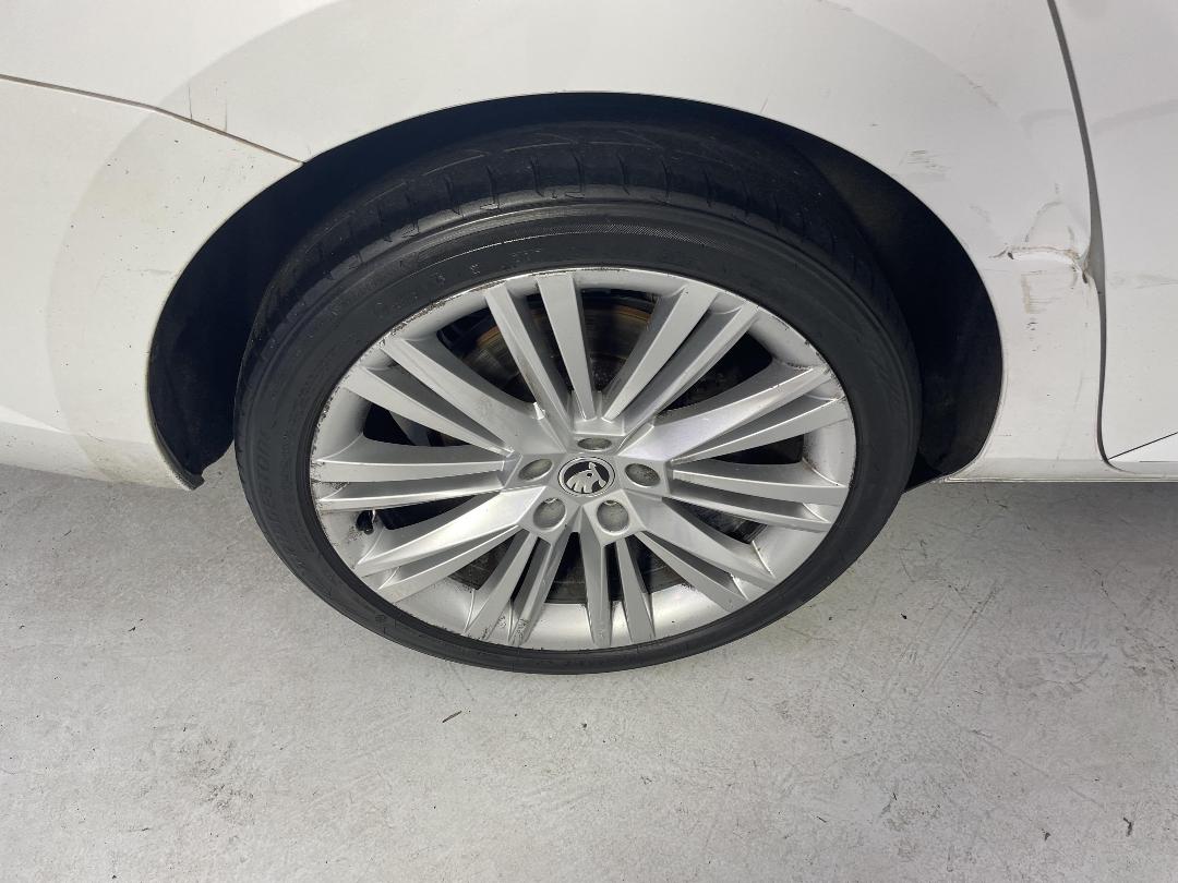 Photo '12' of Skoda Superb Photo '12' of Skoda Superb