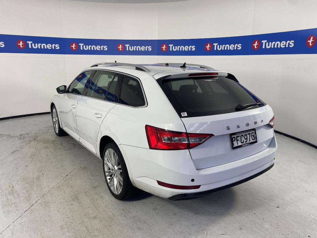 Photo '5' of Skoda Superb Photo '5' of Skoda Superb