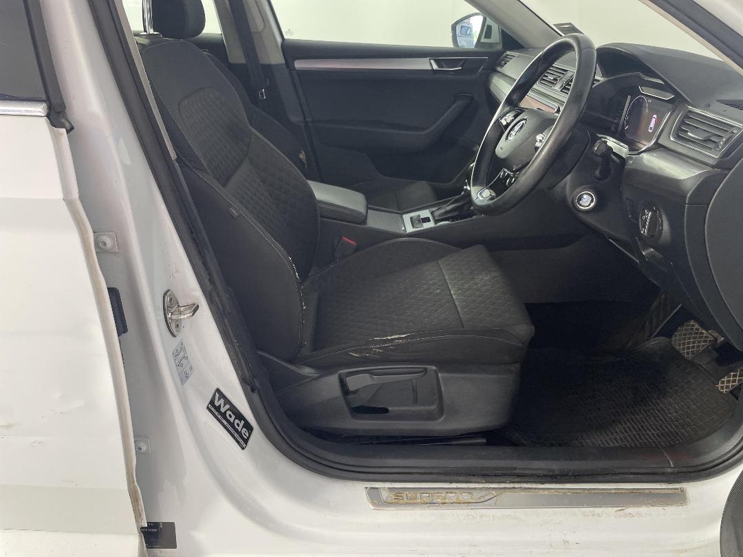 Photo '16' of Skoda Superb Photo '16' of Skoda Superb