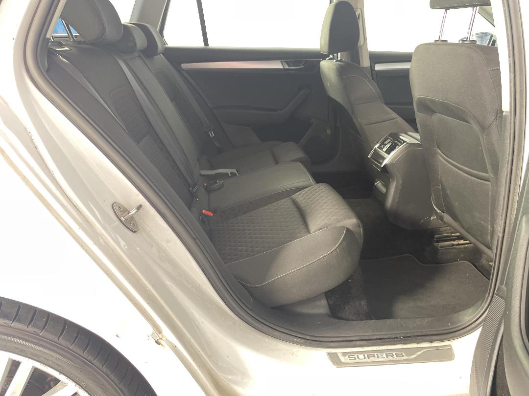 Photo '20' of Skoda Superb Photo '20' of Skoda Superb