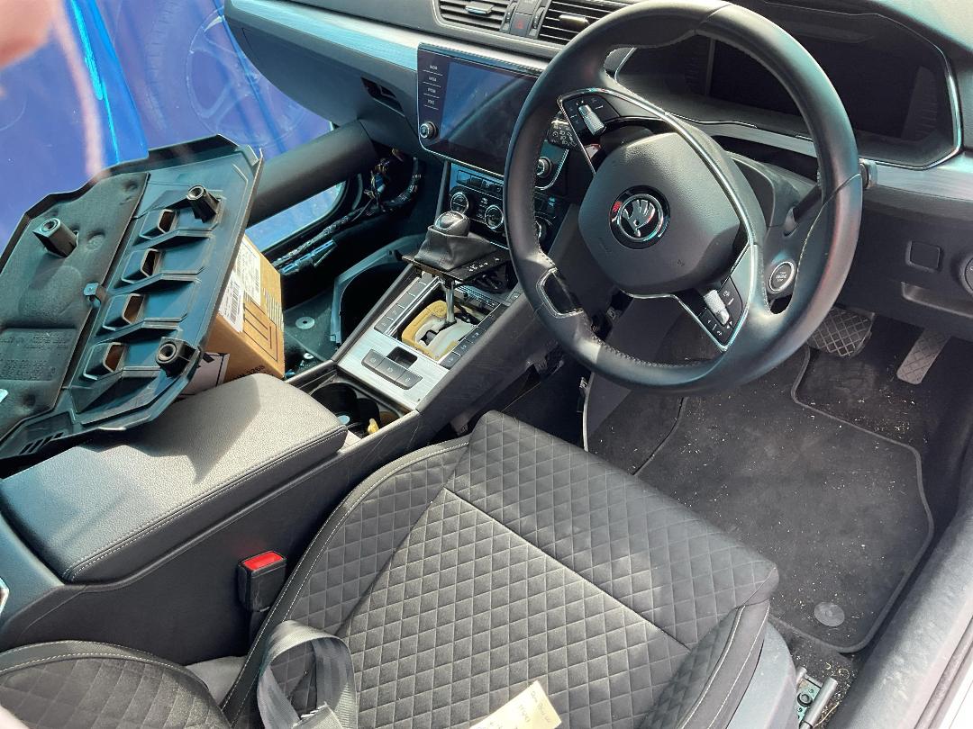 Photo '9' of Skoda Superb WGN Ambition 162KW