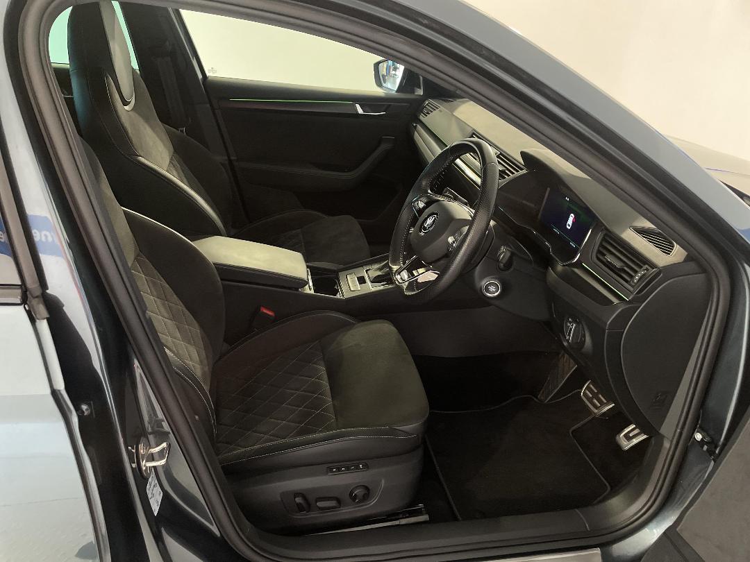 Photo '16' of Skoda Superb