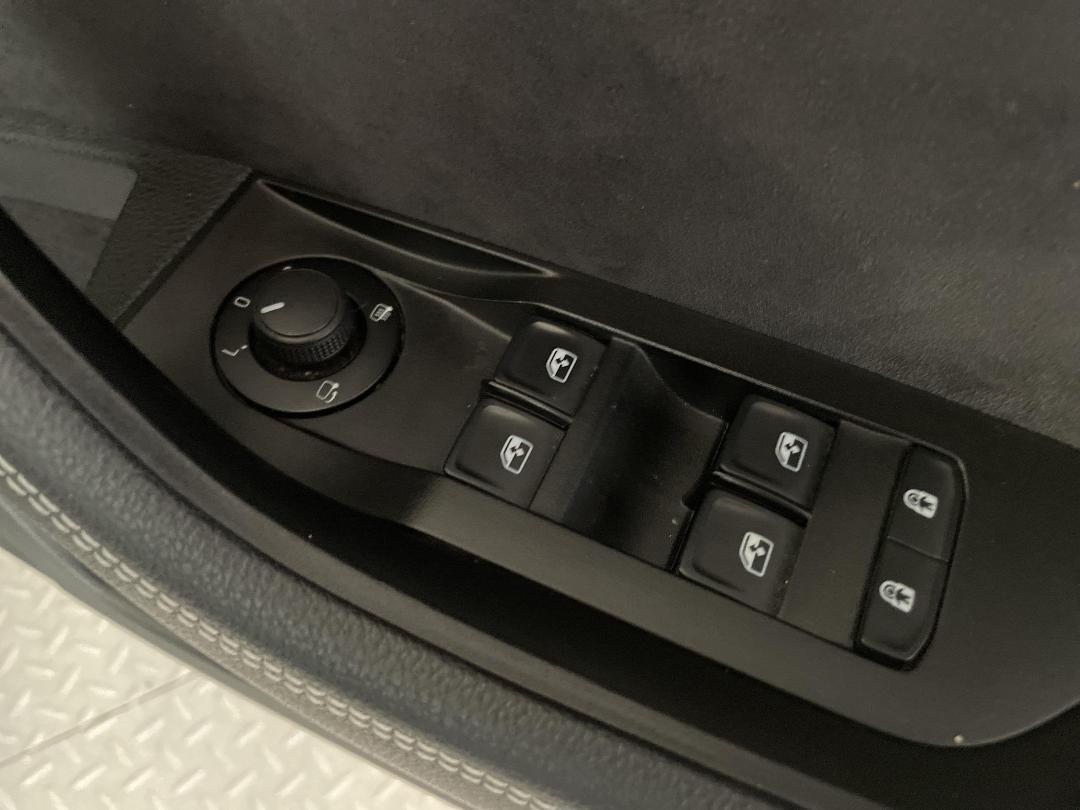 Photo '24' of Skoda Superb