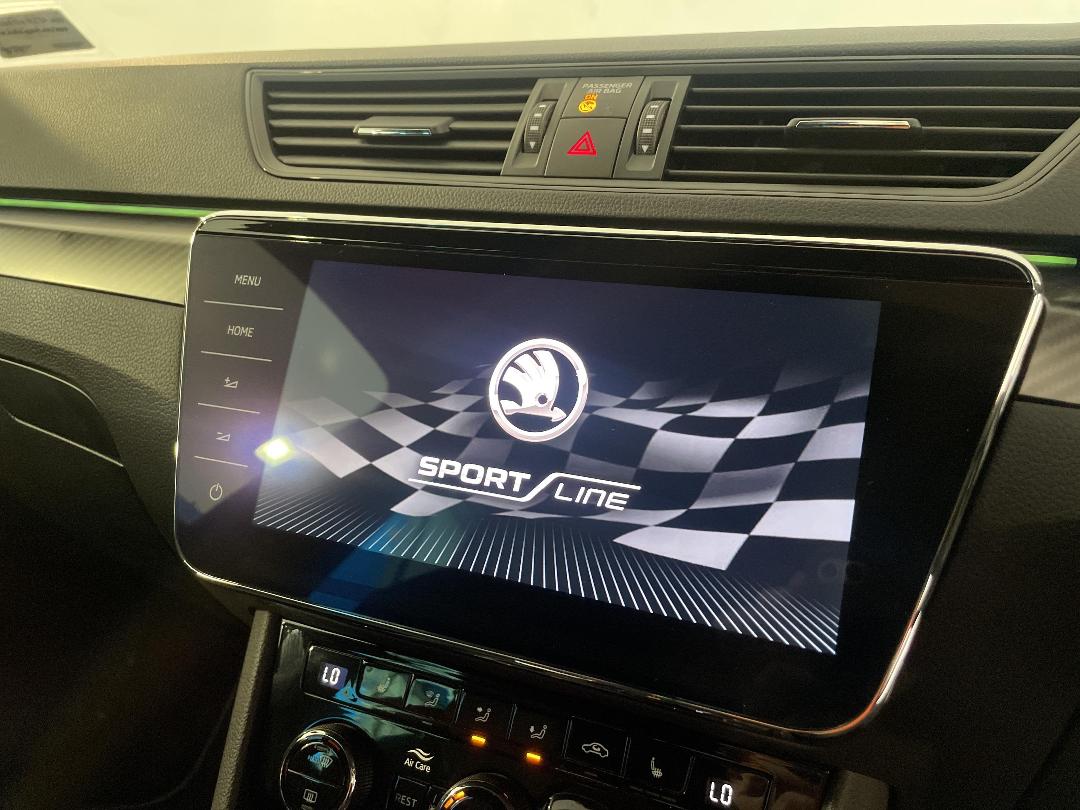 Photo '29' of Skoda Superb