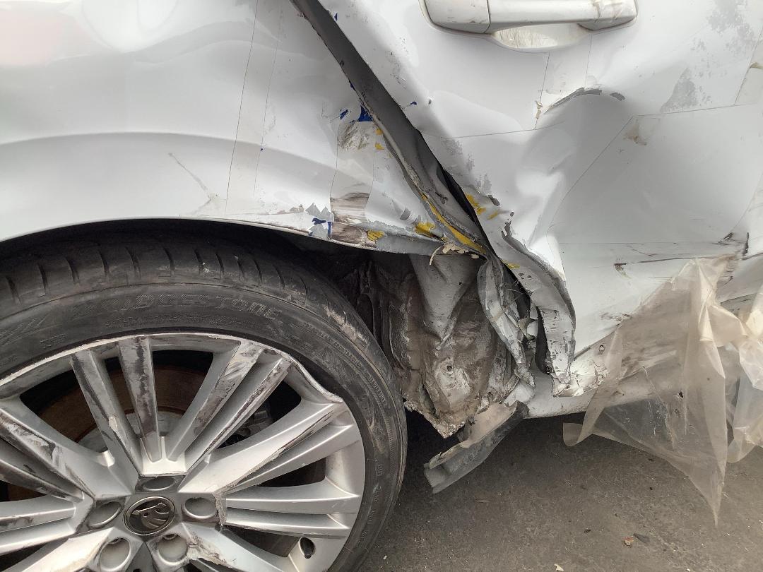 Photo '6' of Skoda Superb WGN Ambition 162KW