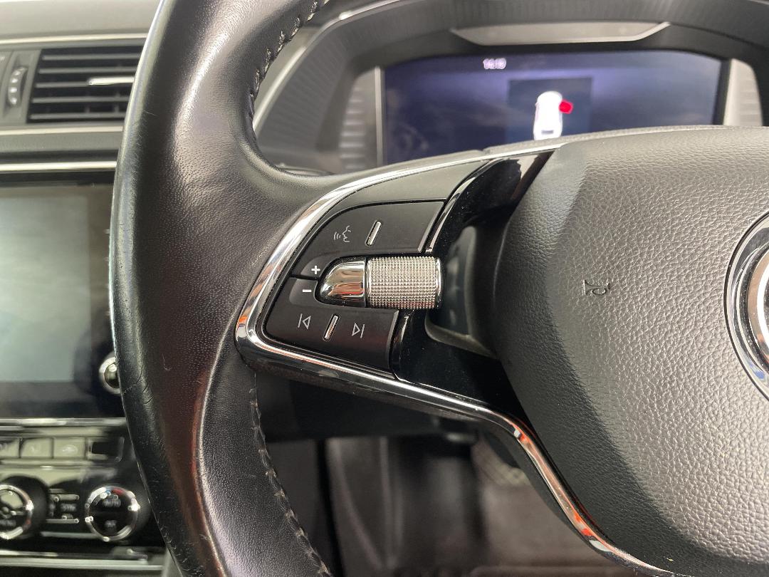 Photo '26' of Skoda Superb