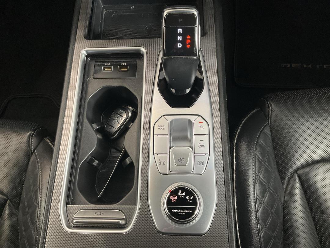 Photo '18' of Ssangyong G4 Rexton