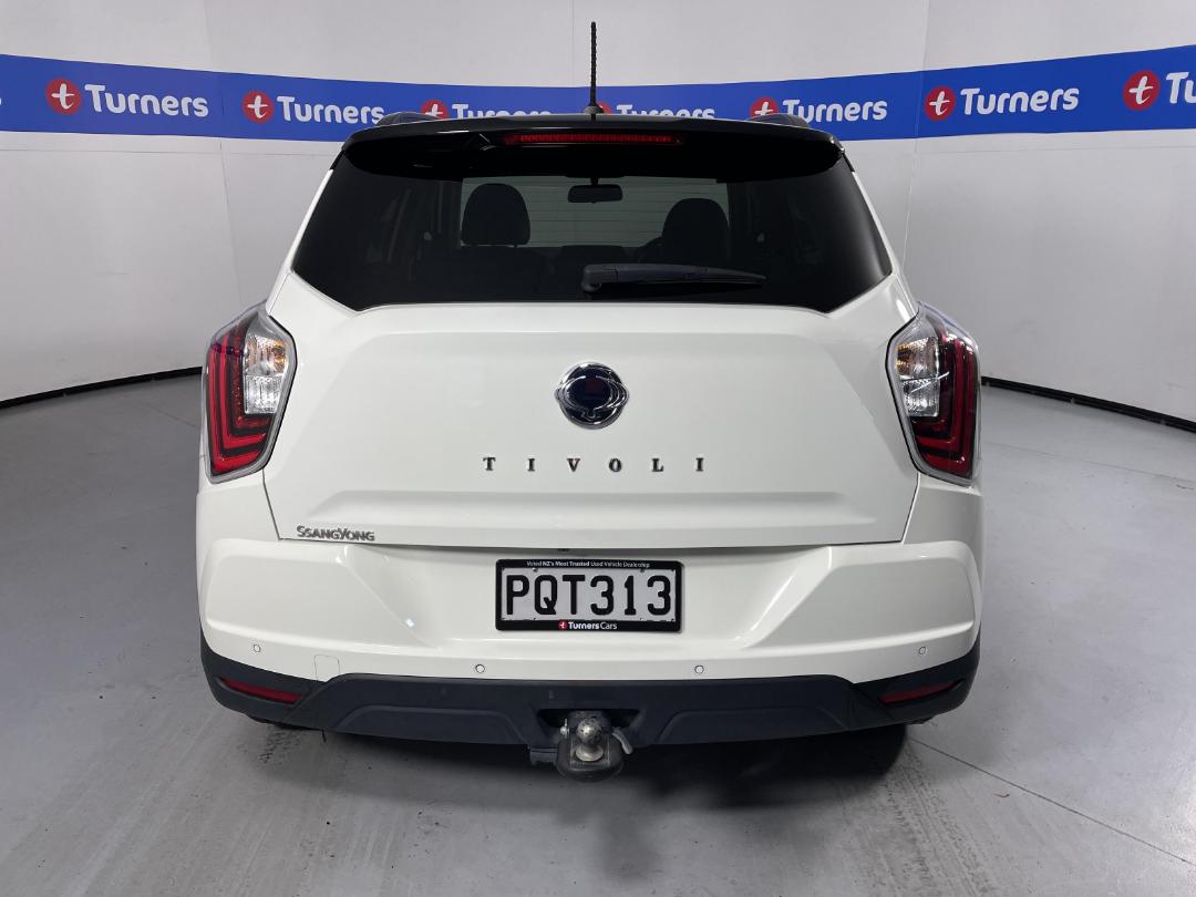 Photo '6' of Ssangyong Tivoli Photo '6' of Ssangyong Tivoli
