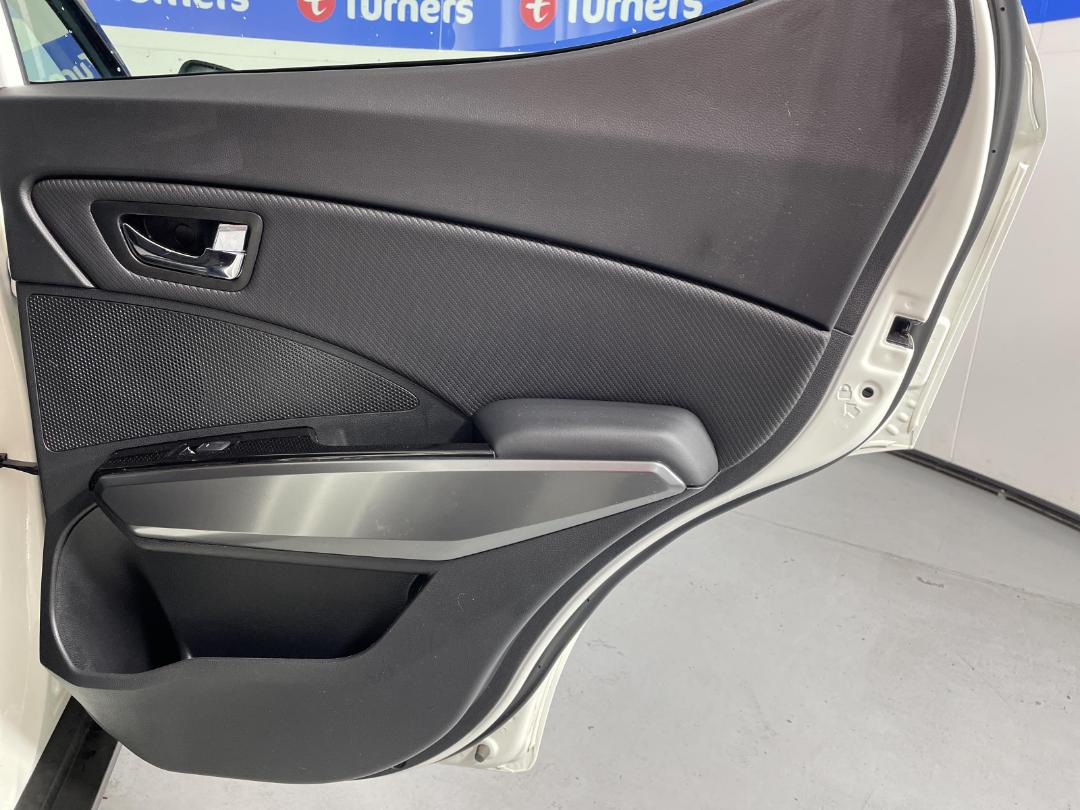 Photo '19' of Ssangyong Tivoli Photo '19' of Ssangyong Tivoli