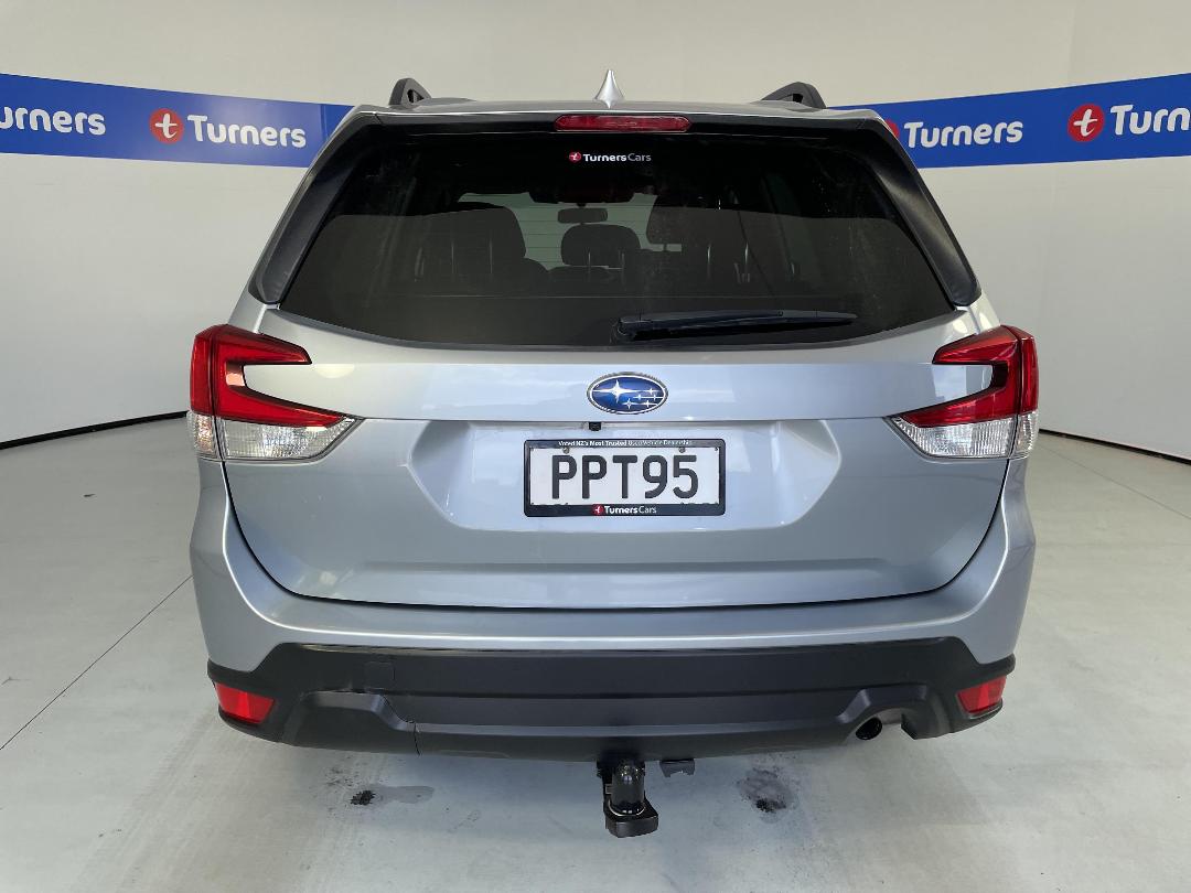 Photo '6' of Subaru Forester Photo '6' of Subaru Forester