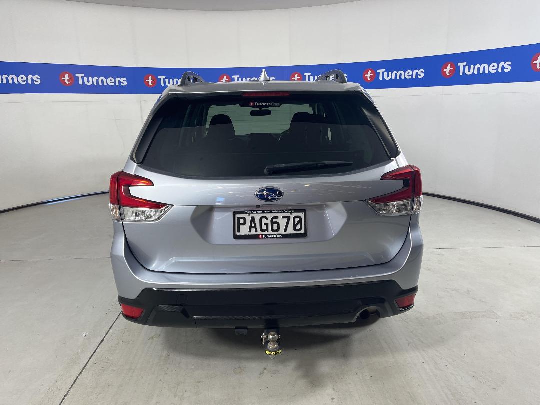 Photo '6' of Subaru Forester