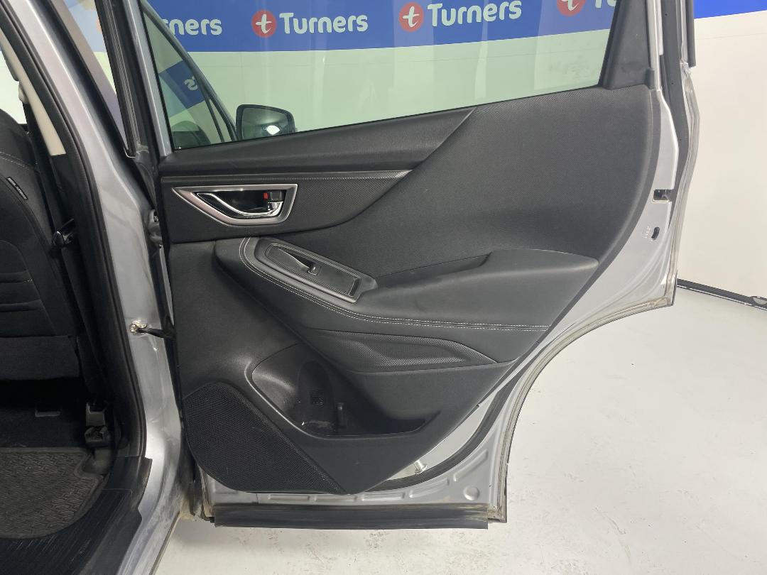 Photo '19' of Subaru Forester Photo '19' of Subaru Forester