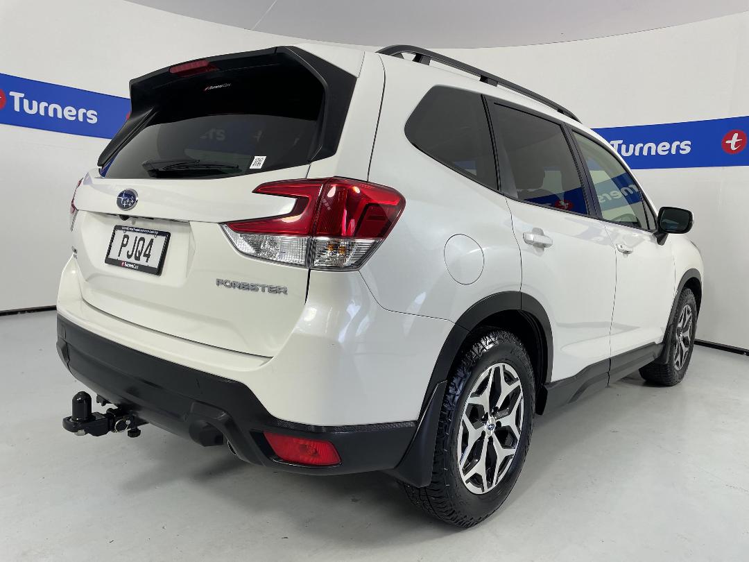 Photo '7' of Subaru Forester Photo '7' of Subaru Forester