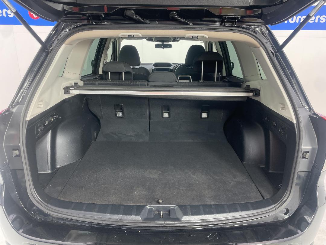 Photo '14' of Subaru Forester Photo '14' of Subaru Forester