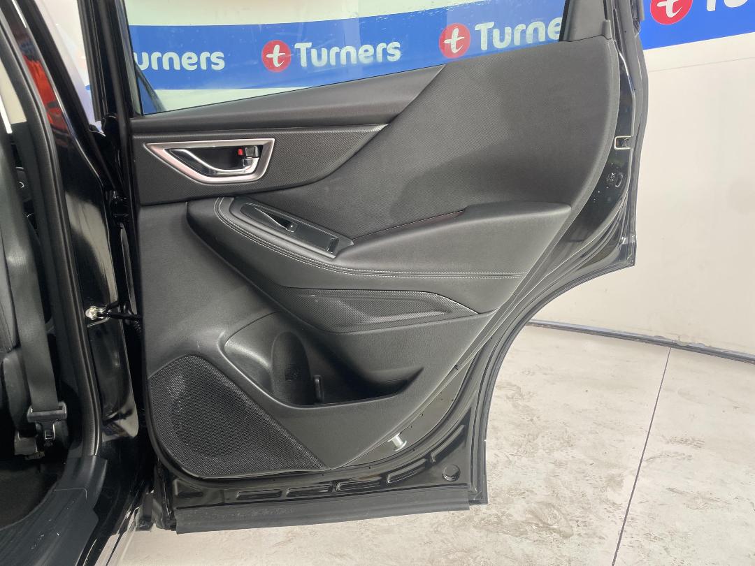 Photo '19' of Subaru Forester Photo '19' of Subaru Forester