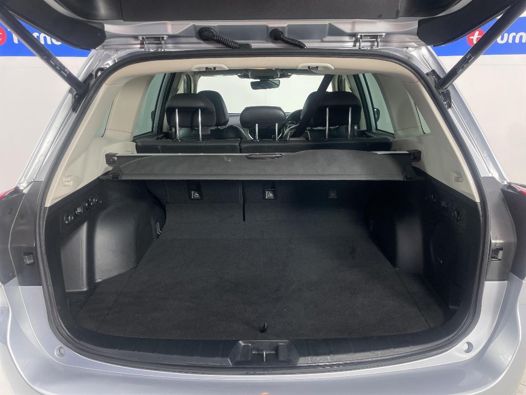 Photo '14' of Subaru Forester