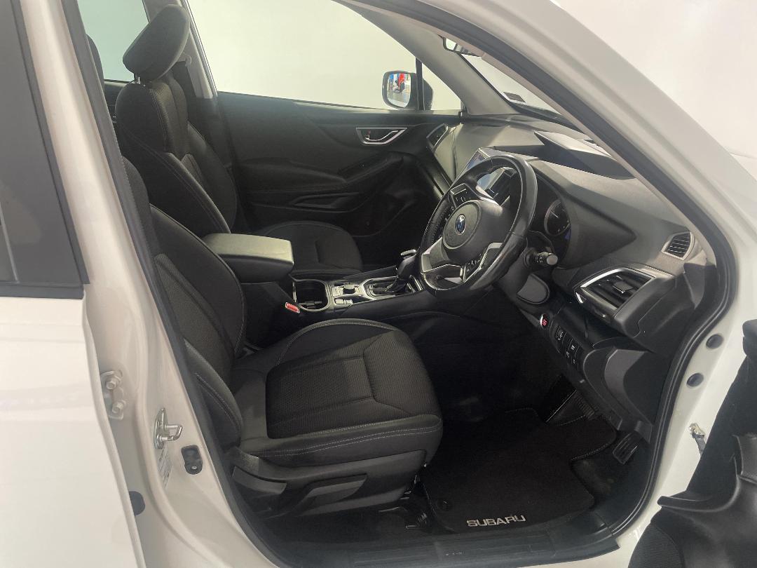 Photo '16' of Subaru Forester