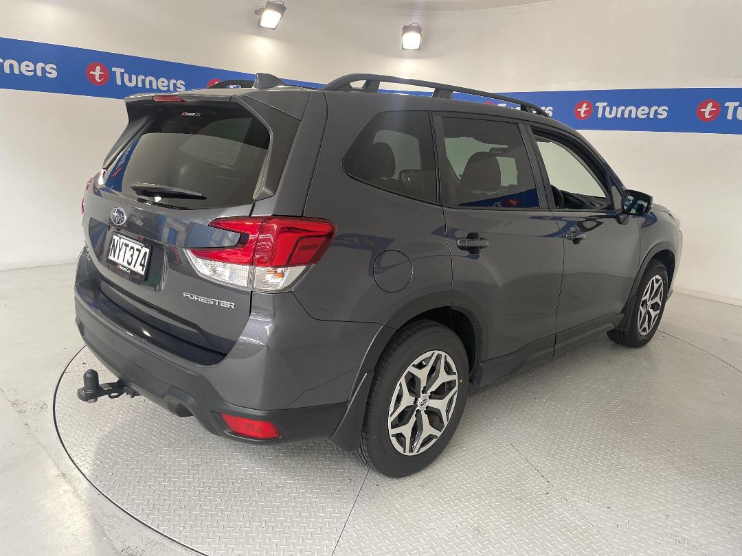 Photo '7' of Subaru Forester