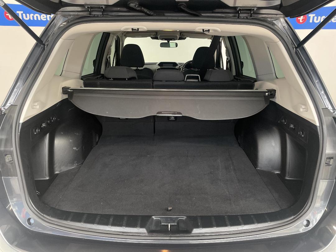 Photo '14' of Subaru Forester