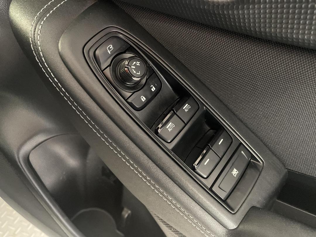 Photo '24' of Subaru Forester