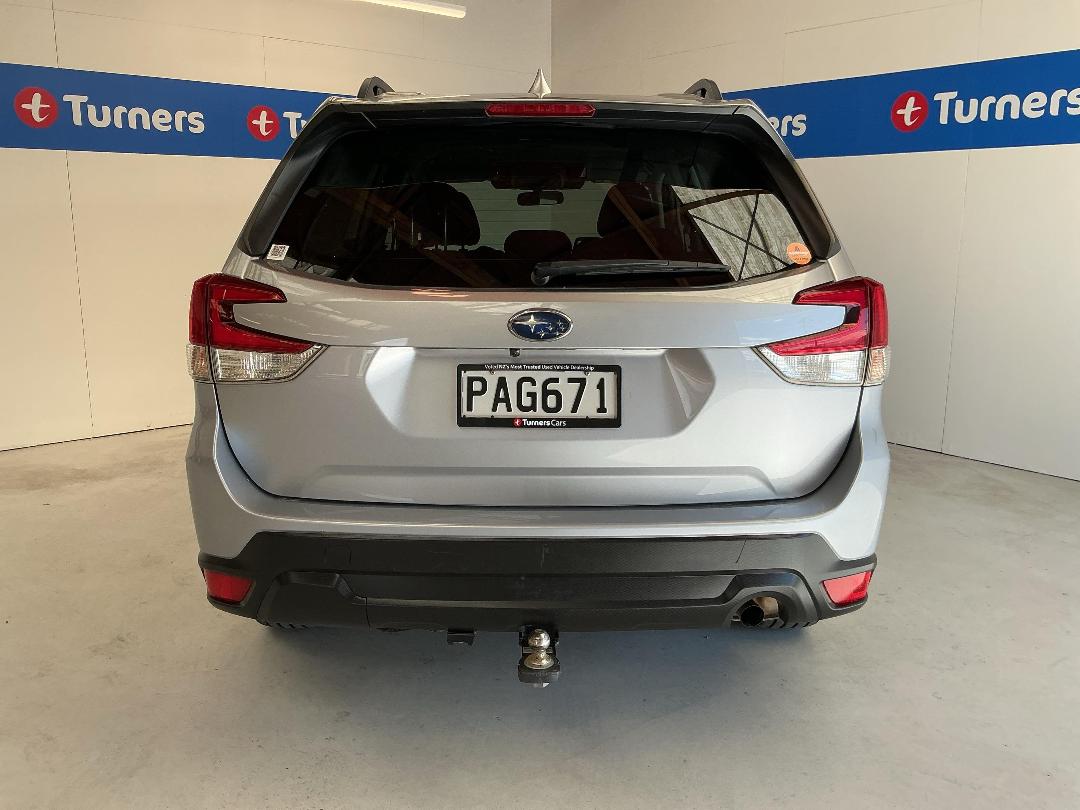 Photo '6' of Subaru Forester