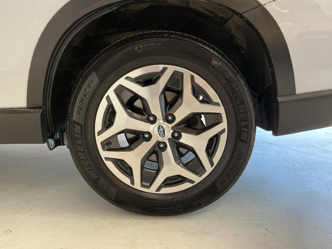 Photo '11' of Subaru Forester