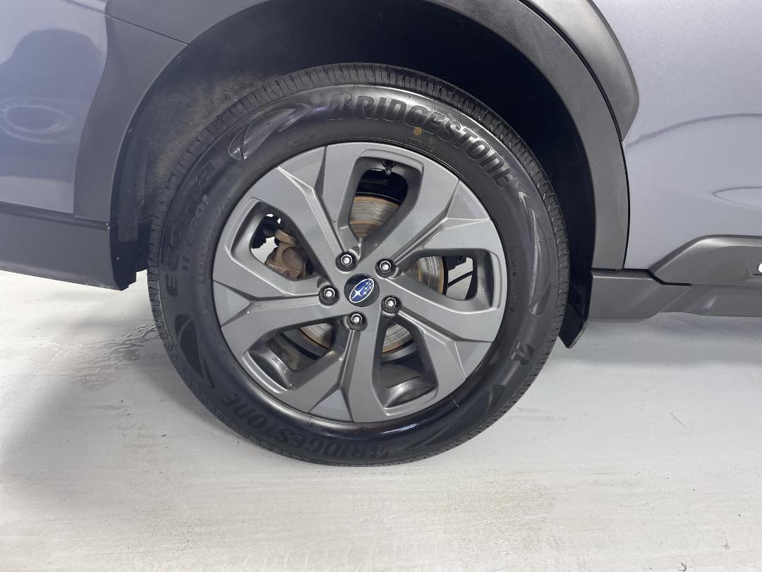 Photo '12' of Subaru Outback