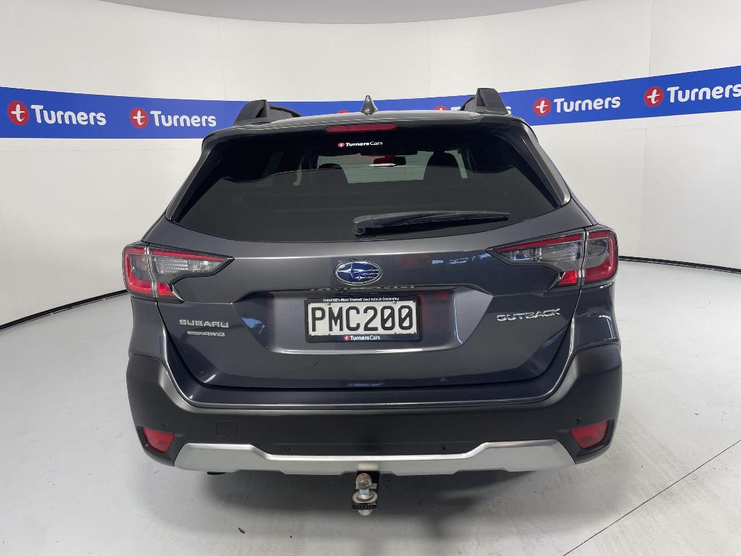 Photo '6' of Subaru Outback