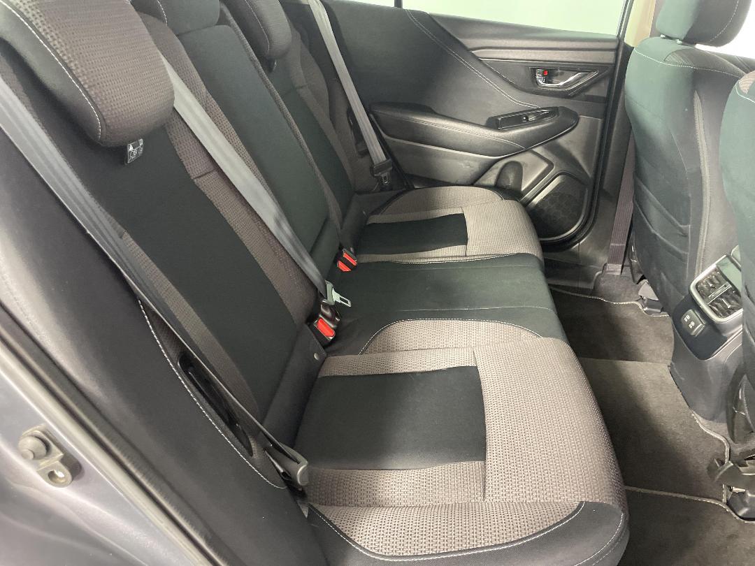 Photo '20' of Subaru Outback