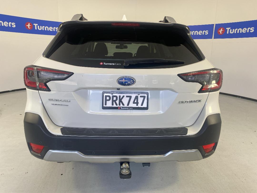 Photo '6' of Subaru Outback Photo '6' of Subaru Outback