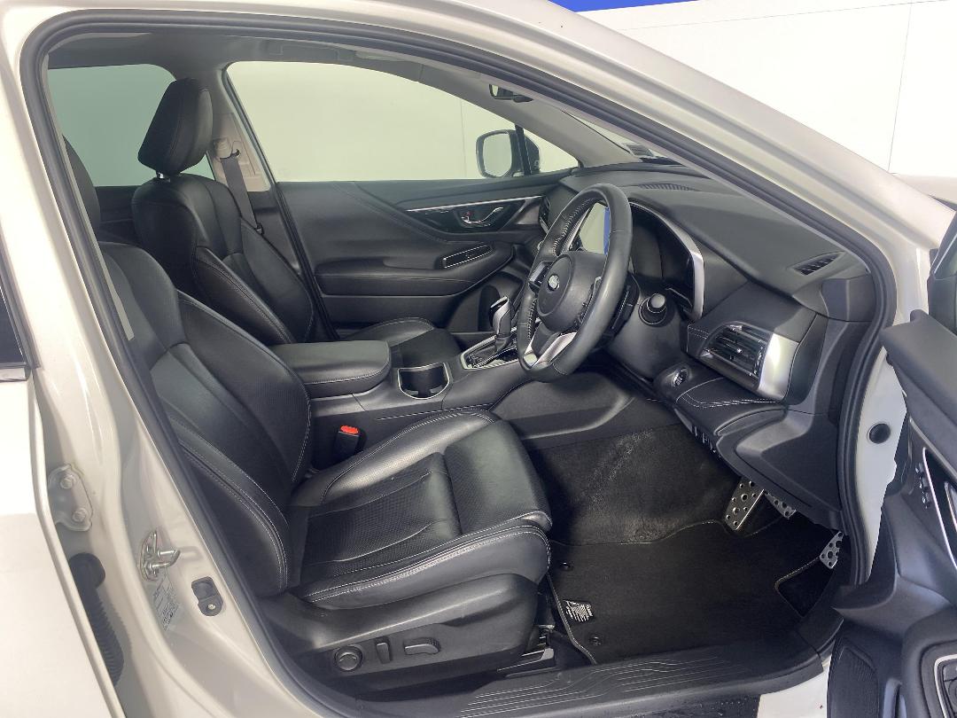 Photo '16' of Subaru Outback Photo '16' of Subaru Outback