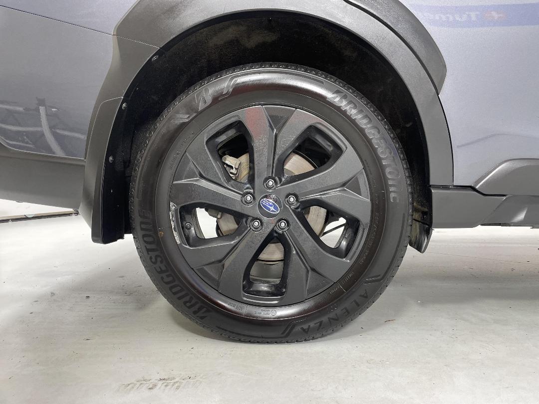 Photo '12' of Subaru Outback