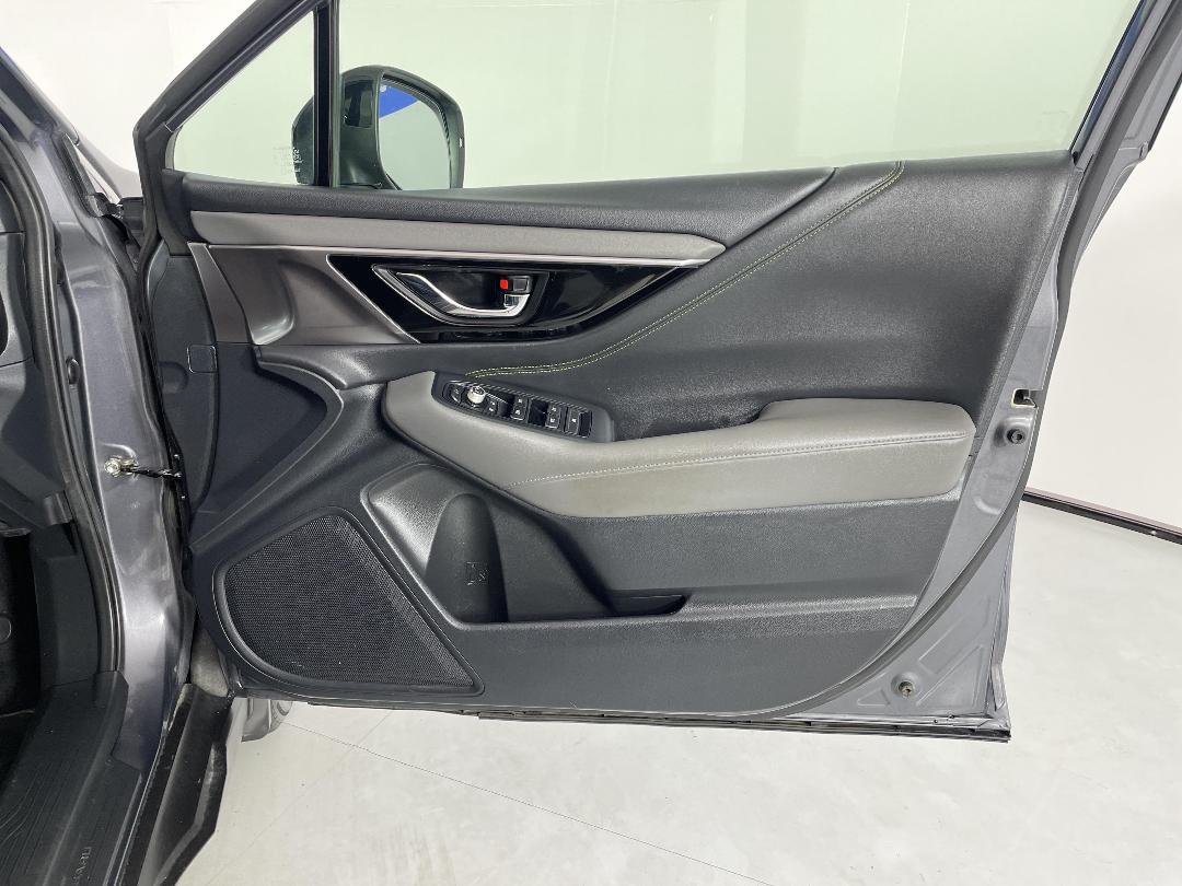 Photo '15' of Subaru Outback