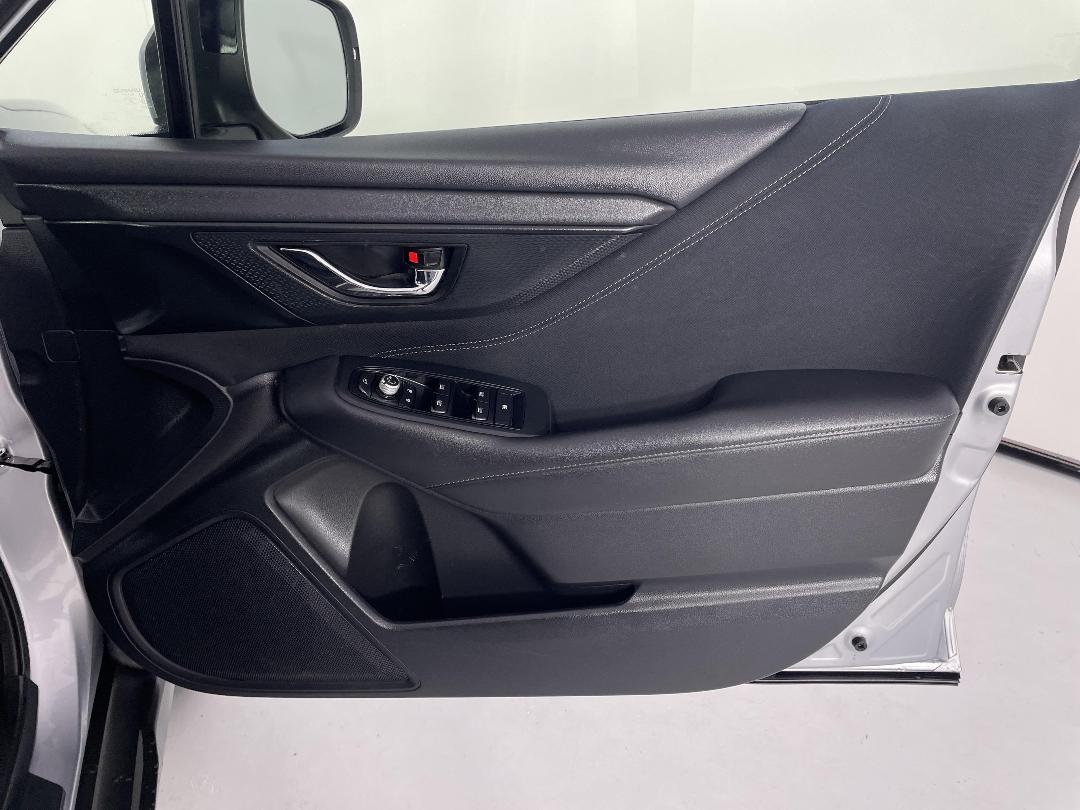 Photo '15' of Subaru Outback